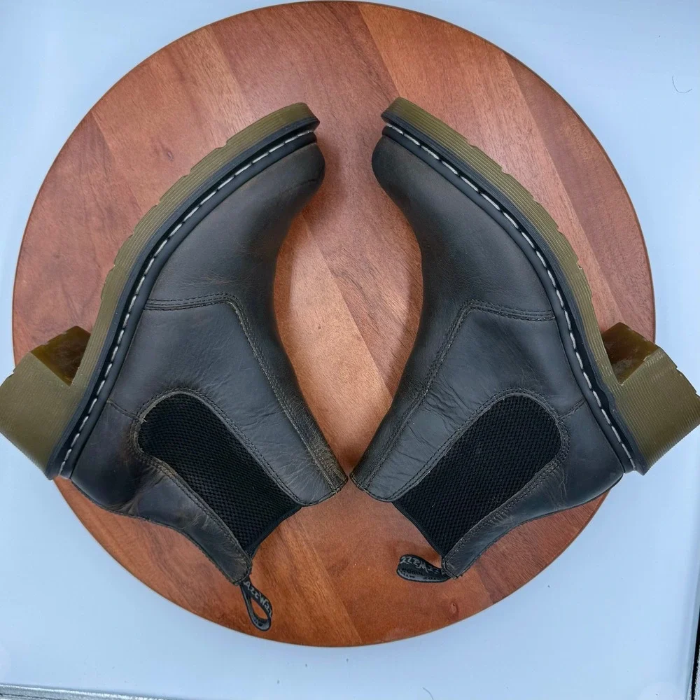 Doc Martens Cadence Rugged Leather Heeled Chelsea Boots Womens‎ 9 Chunky Grunge